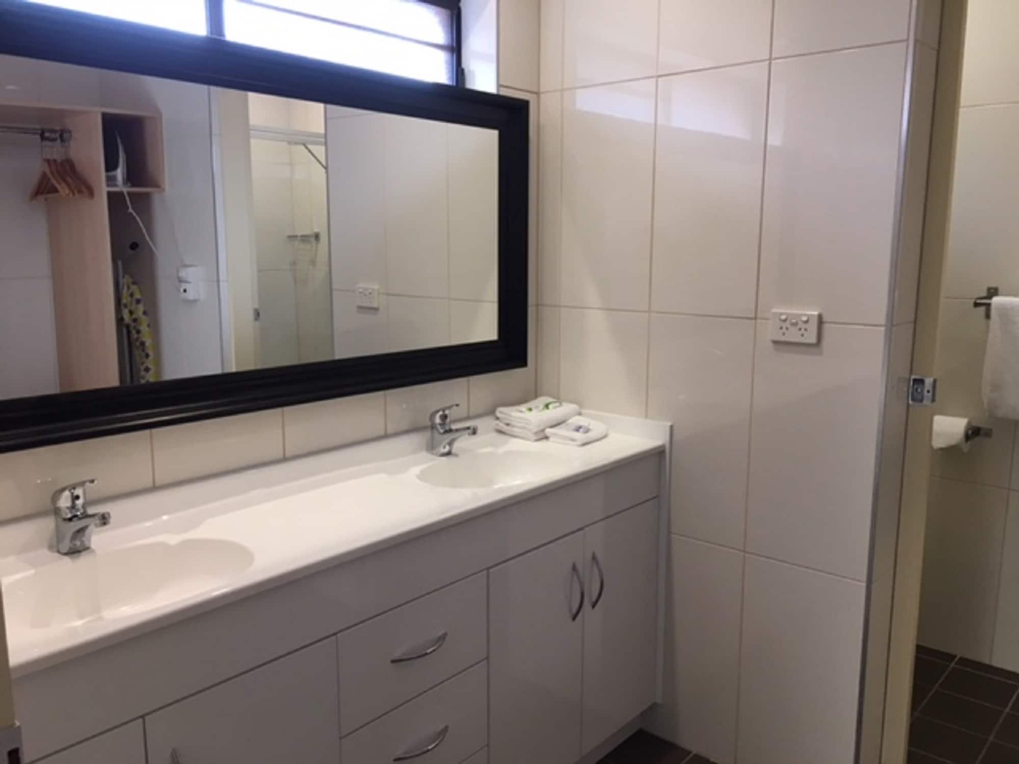 Maclin Lodge Motel Campbelltown Esterno foto