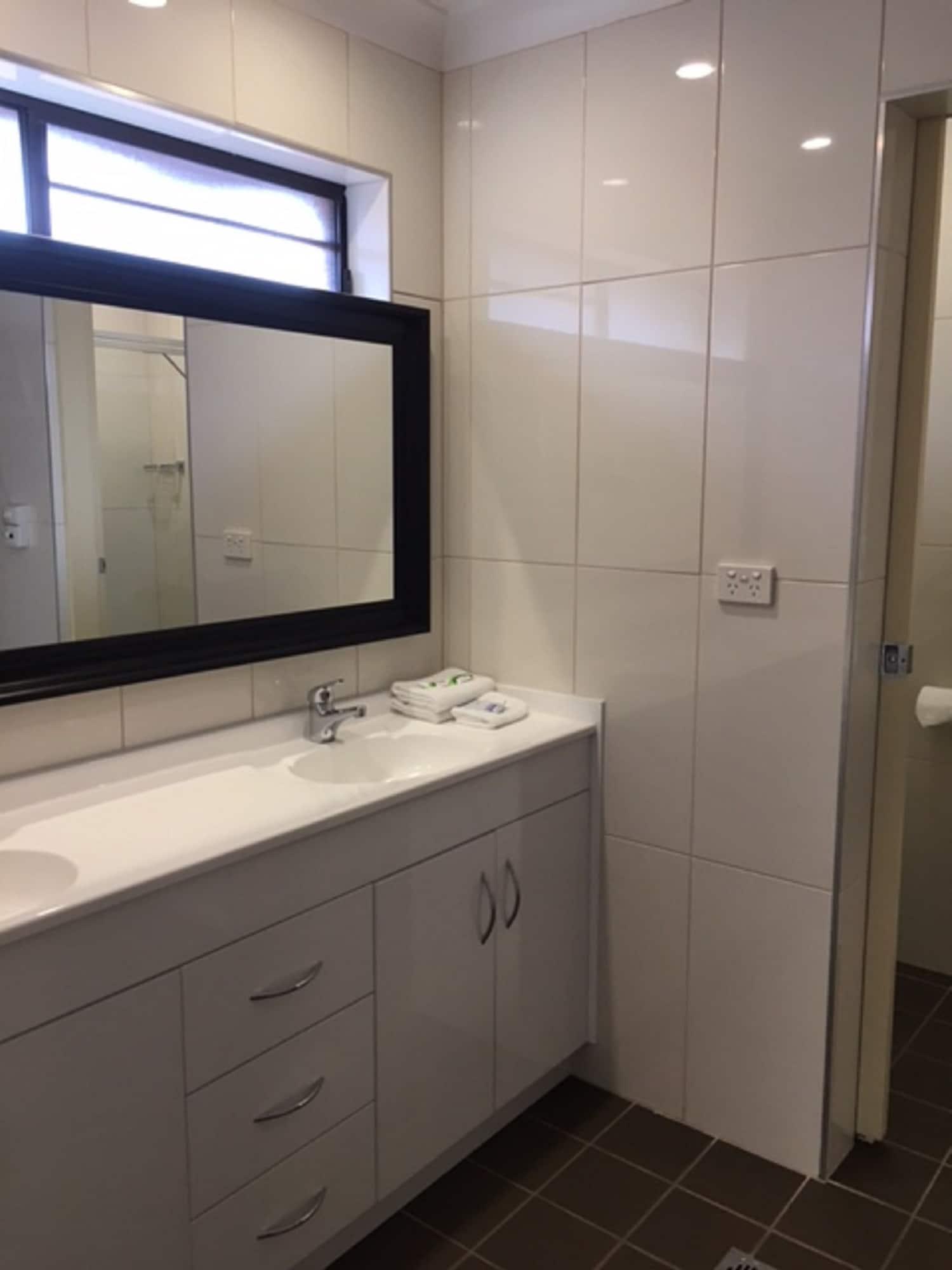 Maclin Lodge Motel Campbelltown Esterno foto